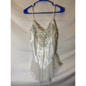 - Vintage L'Intima Sexy Nightie Nightgown Gown White Lacy Womens Size Small S